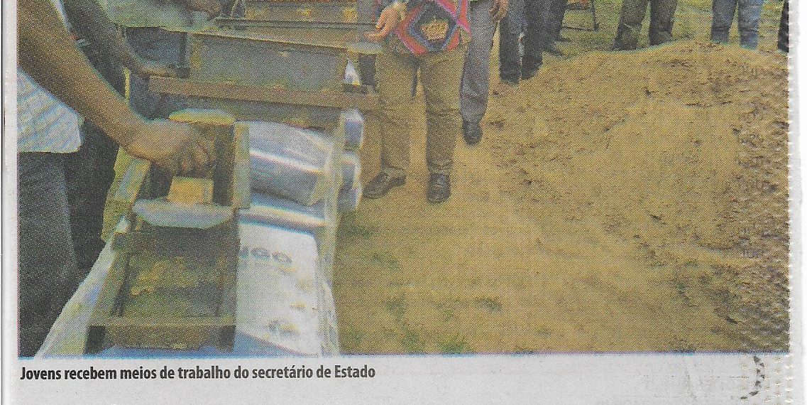 Mocímboa da Praia: Artesãos recebem cimento para reconstrução – 30 de Julho de 2022
