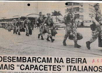 Desembarcam na Beira mais “capacetes” italianos – 24 de Março de 1993
