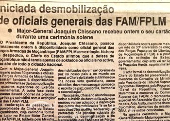 Iniciada desmobilização de oficiais generais da FAM/FPLM: Maior-General Joaquim Chissano recebeu o seu cartão durante uma cerimónia solene – 13 de Agosto de 1994