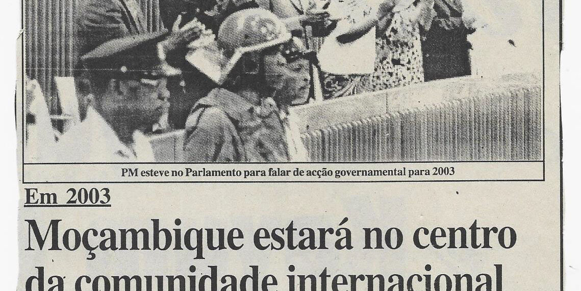 Em 2003: Moçambique estará no centro da comunidade internacional – Pascoal Mocumbi, na AR, a realização pela primeira vez no país da cimeira dos Chefes de Estado e de Governo da União Africana – 19 de Dezembro de 2002 (Notícias)