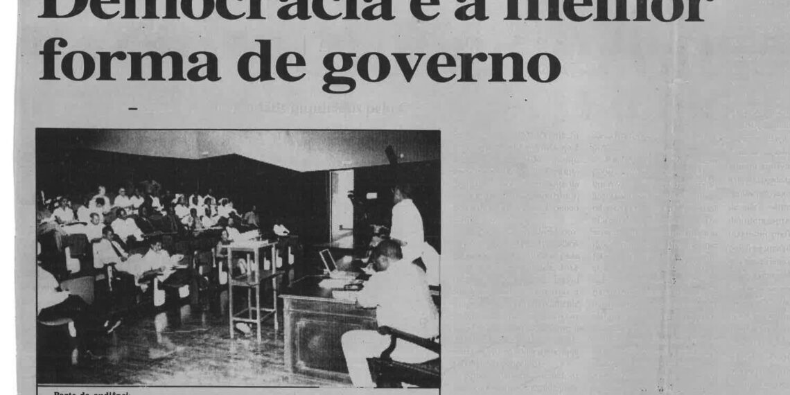 Democracia é a melhor forma de governo – consideram cidadão inquiridos pelo Centro de Educação da População (CEF) – 12 de Abril de 2002 (Notícias)