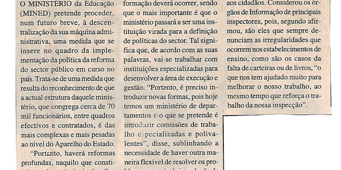 Ministério da Educação (MINED) e Jornalistas discutem Educação – 24 de Maio de 2002 (Notícias).