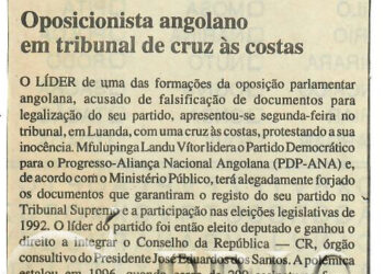 Oposicionista angolano em tribunal de cruz às costas – 28 de Maio de 1997 (Notícias)