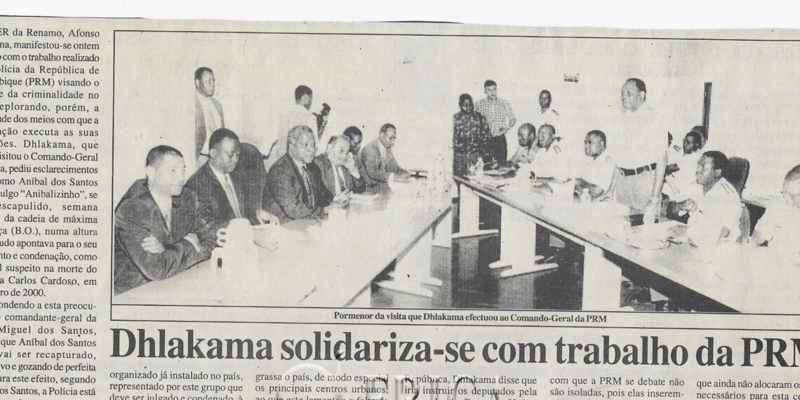 Dhlakama solidariza-se com trabalho da PRM – 11 de Setembro de 2001