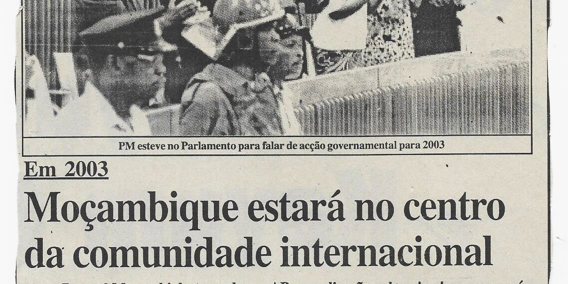 Em 2003: Moçambique estará no centro da comunidade internacional – Pascoal Mocumbi destacando, na AR, a realização pela primeira vez no país da cimeira dos Chefes de Estado e de Governo da União Africana – 19 de Dezembro de 2002