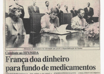 Combate ao HIV/SIDA: França doa dinheiro para fundos de medicamentos – 10 de Outubro de 2002