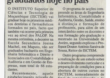 Primeiros médicos dentistas graduados hoje no país – 21 de Setembro de 2002